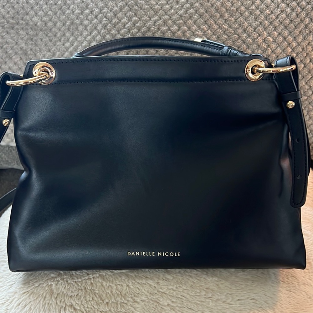 Danielle Nicole Shoulder Bag. - image 1